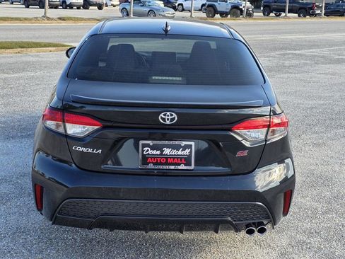 Used 2020 Toyota Corolla SE image 3