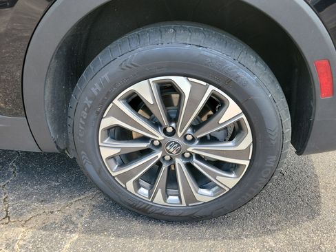 Used 2024 Buick Envision Preferred AWD/4WD image 28