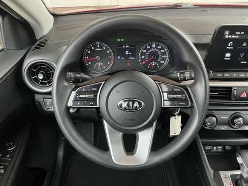 Used 2021 Kia Forte LXS image 5