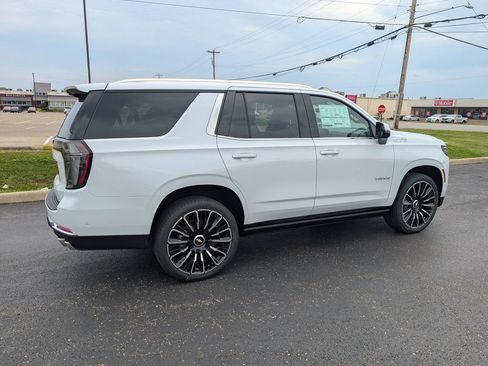 New 2026 Chevrolet Tahoe High Country AWD/4WD image 8