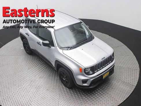 Used 2021 Jeep Renegade Sport AWD/4WD image 3