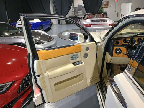 Used 2006 Rolls-Royce Phantom Sedan RWD image 13