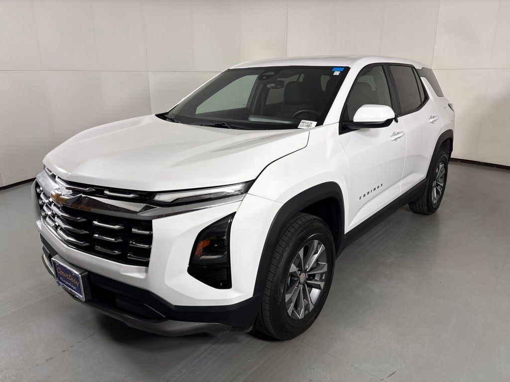 Certified 2026 Chevrolet Equinox LT FWD image 5