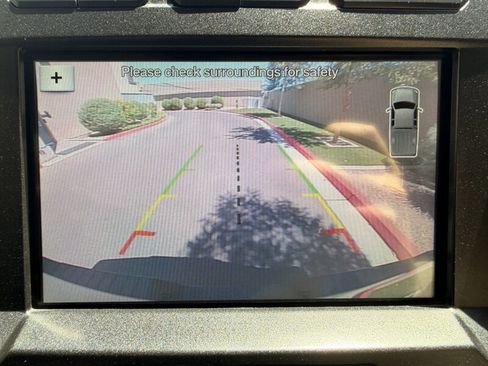 Used 2018 Ford F250 Lariat w/ Lariat Value Package AWD/4WD image 27