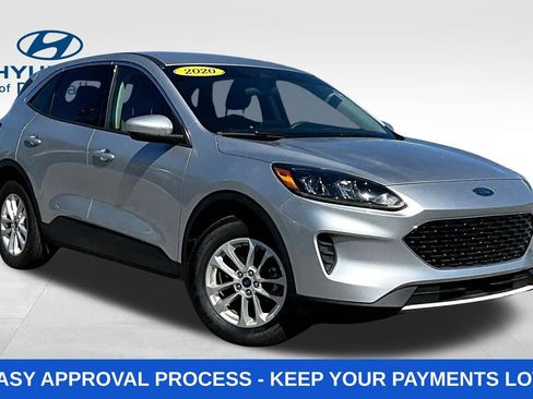 Used 2020 Ford Escape SE AWD/4WD image 3