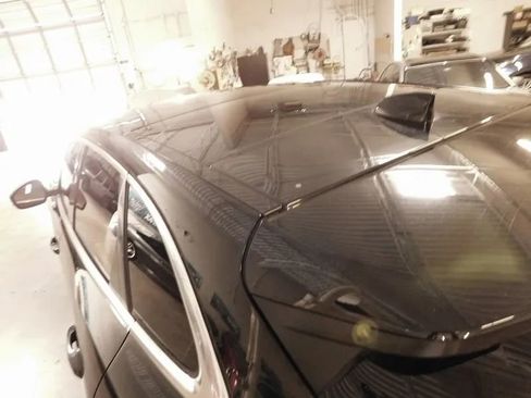 Used 2017 Jaguar F-PACE Prestige image 18