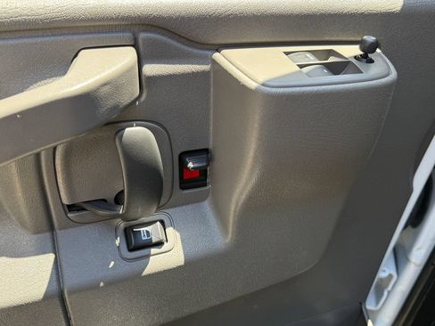 Used 2025 Chevrolet Express 2500 w/ Driver Convenience Package RWD image 23