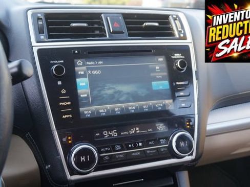 Used 2018 Subaru Outback 2.5i Premium AWD/4WD image 16