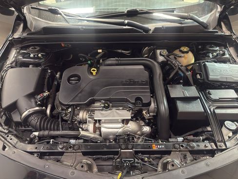 Used 2022 Chevrolet Malibu LT image 31