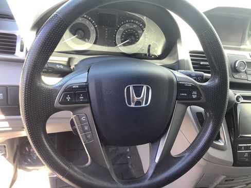 Used 2016 Honda Odyssey SE image 15