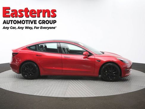 Used 2022 Tesla Model 3 Long Range AWD/4WD image 39