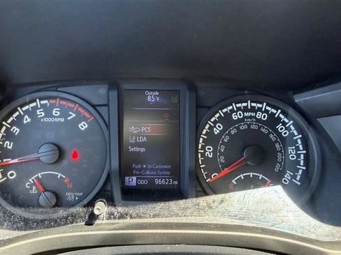 Used 2019 Toyota Tacoma SR RWD image 18