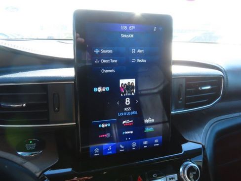 Used 2021 Ford Explorer Platinum w/ Equipment Group 601A image 30