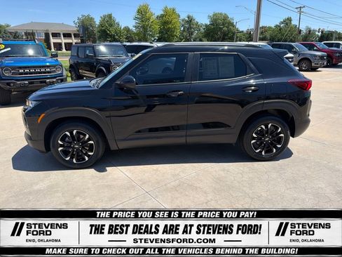 Used 2023 Chevrolet TrailBlazer LT FWD image 9