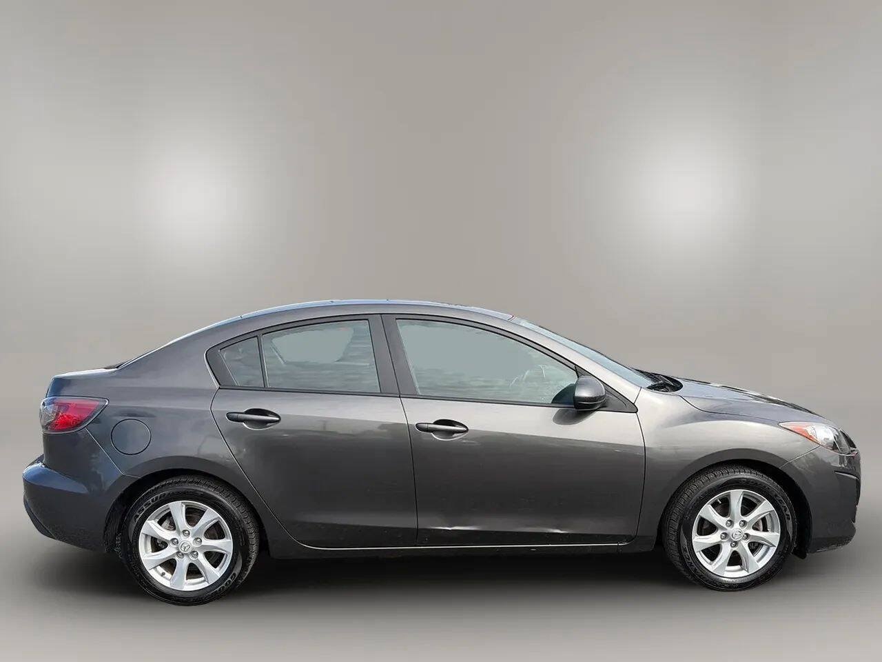 Used 2010 MAZDA MAZDA3 i Touring FWD image 8
