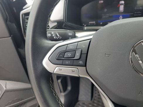 Certified 2025 Volkswagen Taos S FWD image 25