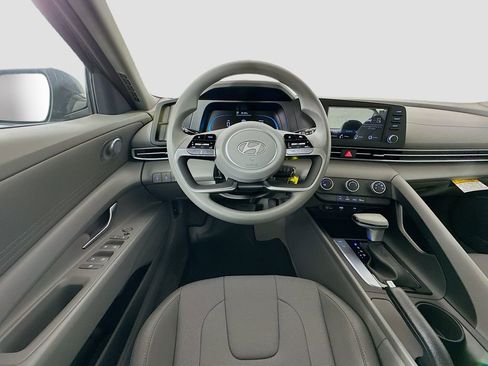 New 2026 Hyundai Elantra SE w/ Cargo Package image 17
