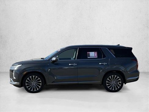 Used 2023 Hyundai Palisade Calligraphy image 8