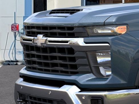 New 2026 Chevrolet Silverado 2500 LT w/ All Star Edition image 13