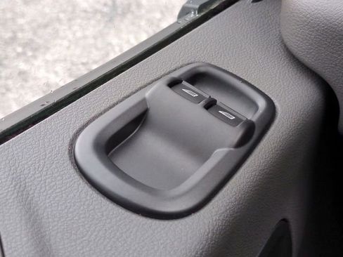 New 2025 Ford Transit 250 Low Roof RWD image 23