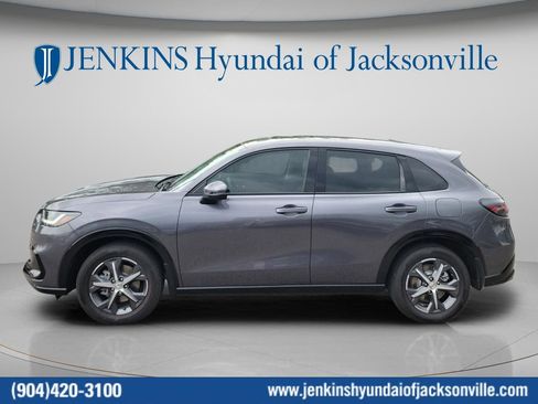 Used 2025 Honda HR-V EX-L image 10