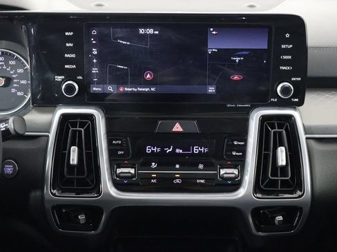 Used 2022 Kia Sorento SX FWD image 28