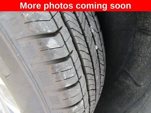 Used 2026 Chevrolet Equinox LT AWD/4WD image 10