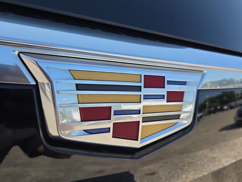 Used 2024 Cadillac Escalade Premium Luxury w/ Performance Package AWD/4WD image 34