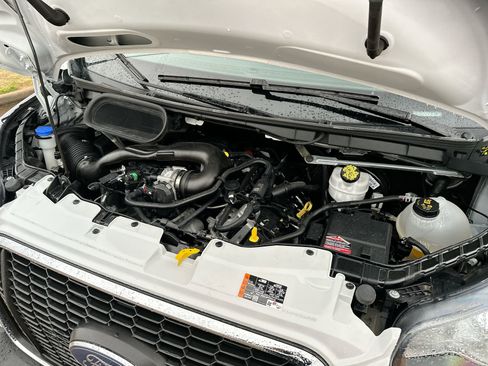 Used 2024 Ford Transit 250 Low Roof w/ Exterior Upgrade Package image 24