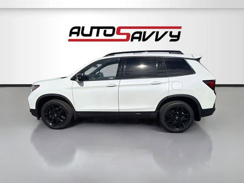Used 2024 Honda Passport Black Edition image 4