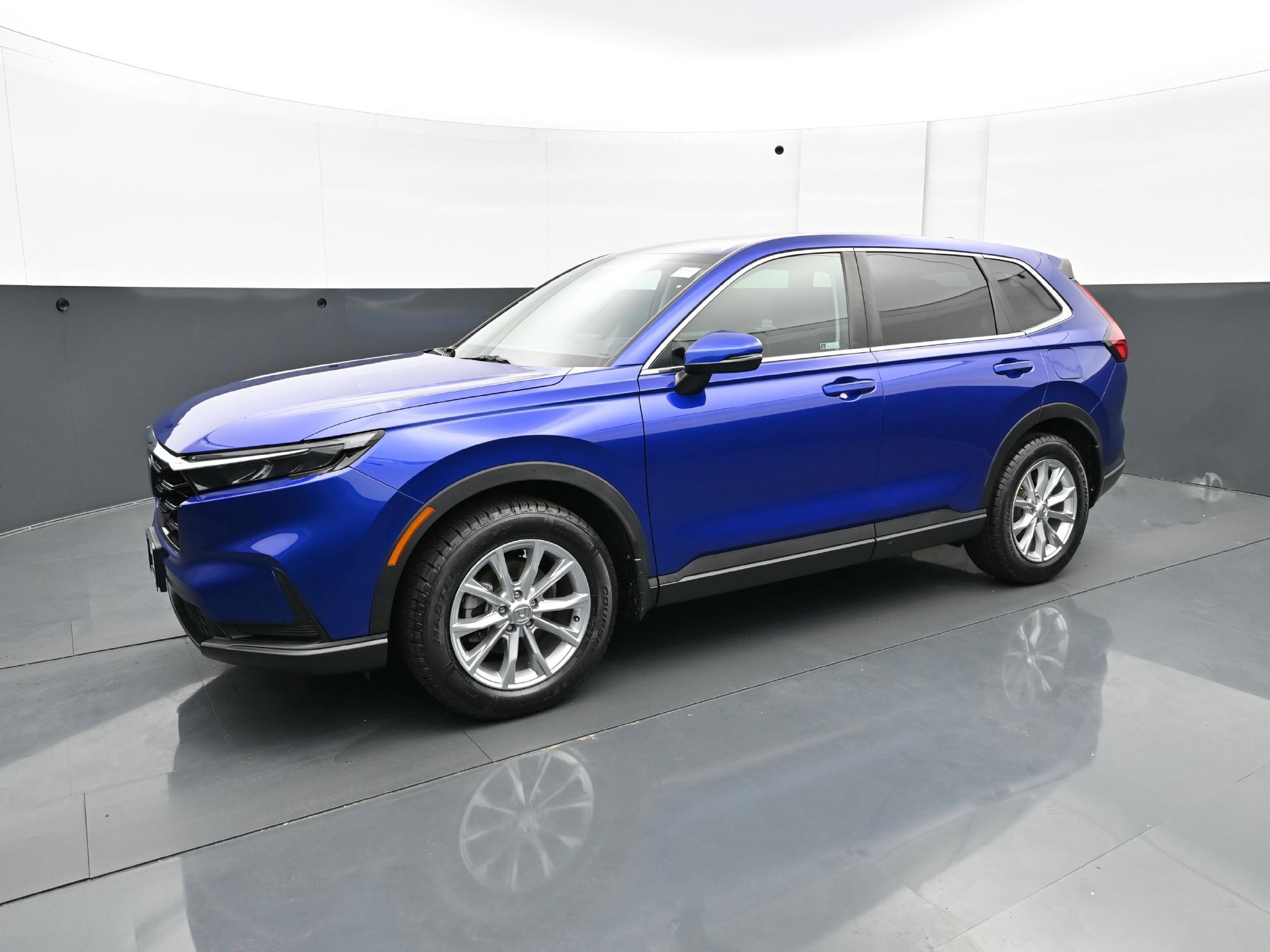 Used 2024 Honda CR-V EX image 2