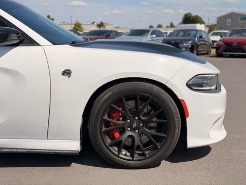 Used 2016 Dodge Charger SRT Hellcat RWD image 9