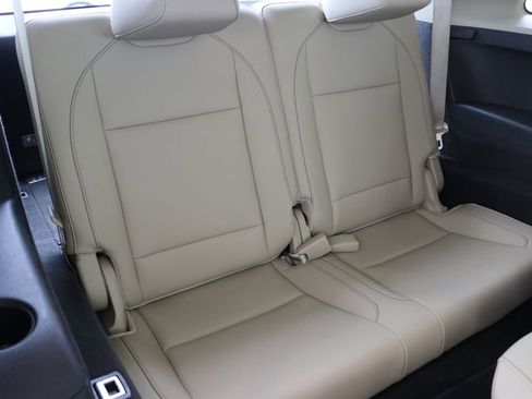 Used 2017 Acura MDX SH-AWD w/ Advance Package image 36