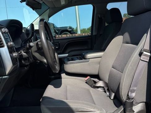 Used 2017 Chevrolet Silverado 1500 LT w/ All Star Edition AWD/4WD image 8
