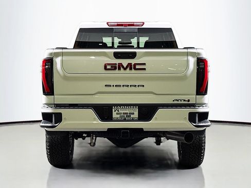 New 2026 GMC Sierra 2500 AT4 AWD/4WD image 6