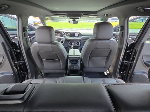 Used 2019 Chevrolet Blazer Premier w/ Sun and Wheels Package AWD/4WD image 31