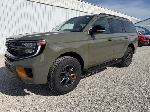 Certified 2025 Ford Expedition Tremor image 7