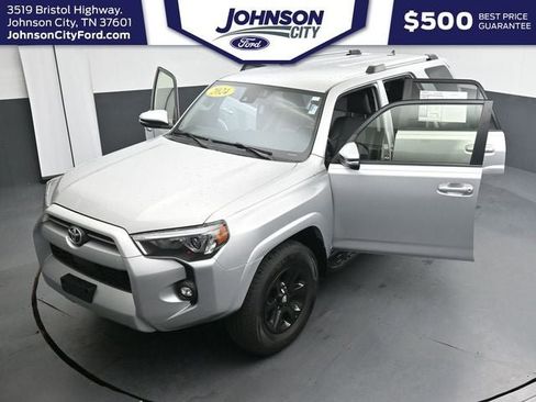 Used 2024 Toyota 4Runner SR5 Premium AWD/4WD image 46