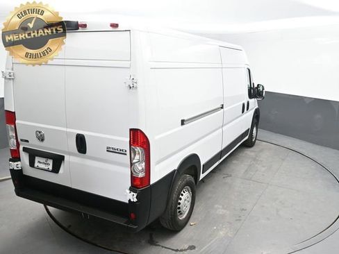 Used 2025 RAM ProMaster 2500 w/ Convenience Group FWD image 24