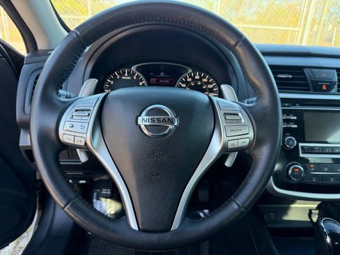 Used 2018 Nissan Altima 2.5 SR image 19