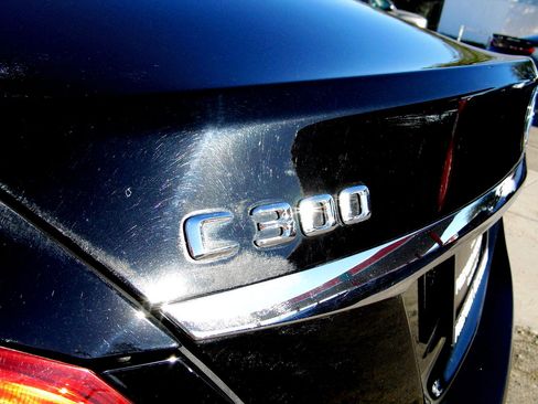 Used 2016 Mercedes-Benz C 300 Sedan image 7