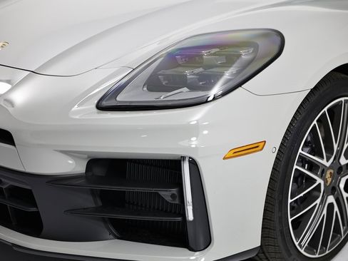 New 2026 Porsche Panamera 4 image 11