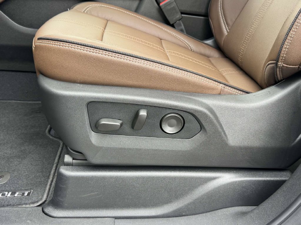 New 2026 Chevrolet Tahoe High Country AWD/4WD image 19