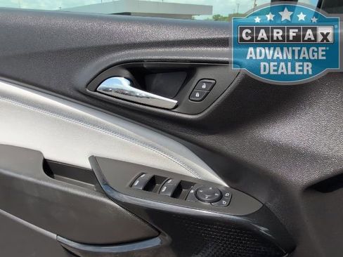 Certified 2025 Chevrolet Trax LT image 13