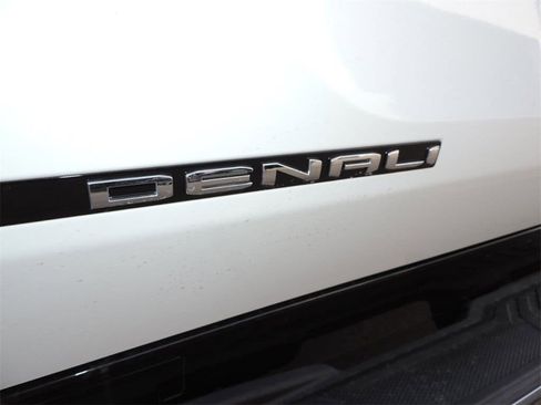 New 2025 GMC Sierra EV Denali image 13