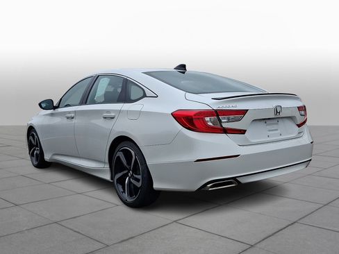Used 2021 Honda Accord Sport image 5