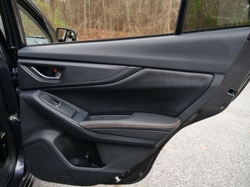 Used 2019 Subaru Crosstrek 2.0i Limited w/ Moonroof Package w/Navigation image 34