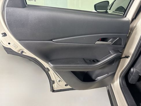 Used 2022 MAZDA CX-30 AWD 2.5 S w/ Select Package image 26