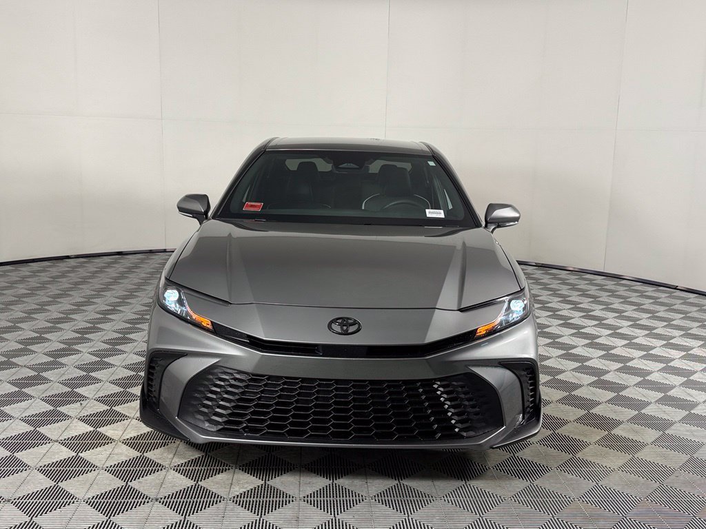 Used 2026 Toyota Camry SE w/ Convenience Package FWD image 2