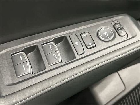 Certified 2025 Honda Accord Sport image 18